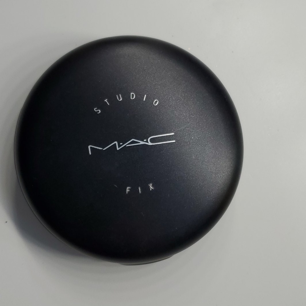 Mac Studio Fix Powder NC15